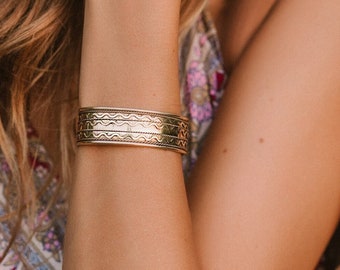 Enbossed Ethnic Cuff  Bracelet || Brass Adjustable Bangle Bracelet || Gender Neutral Cuff Bracelet || Decorated Boho Cuff Bangle