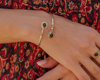 Thin Rigid Silvered Brass Minimalist Ethnic Cuff Bracelet with Facing Natural Stones || Timeless Adjustable Women's Bangle