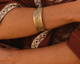 Large Engraved Ethnic Cuff  Bracelet || Brass Adjustable Medieval Bangle Bracelet || Floral Motifs Decorated Boho Cuff Bangle