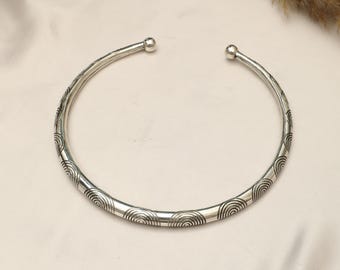 Spiral Engraved Torque Necklace | Silver Tone Brass Choker | Tribal Collar Necklace | Ethnic Statement Neckpiece