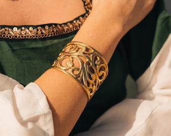 Ornamental Baroque Scroll Cuff || Ethnic Brass Bracelet with Floral Motifs || Adjustable Medieval Cuff Bracelet