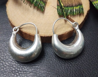 Small Silvered Minimalist Hoop Earrings || Small Smooth Hoops || Thick Woman Hoop Earrings || Minimalist Sleek Earrings