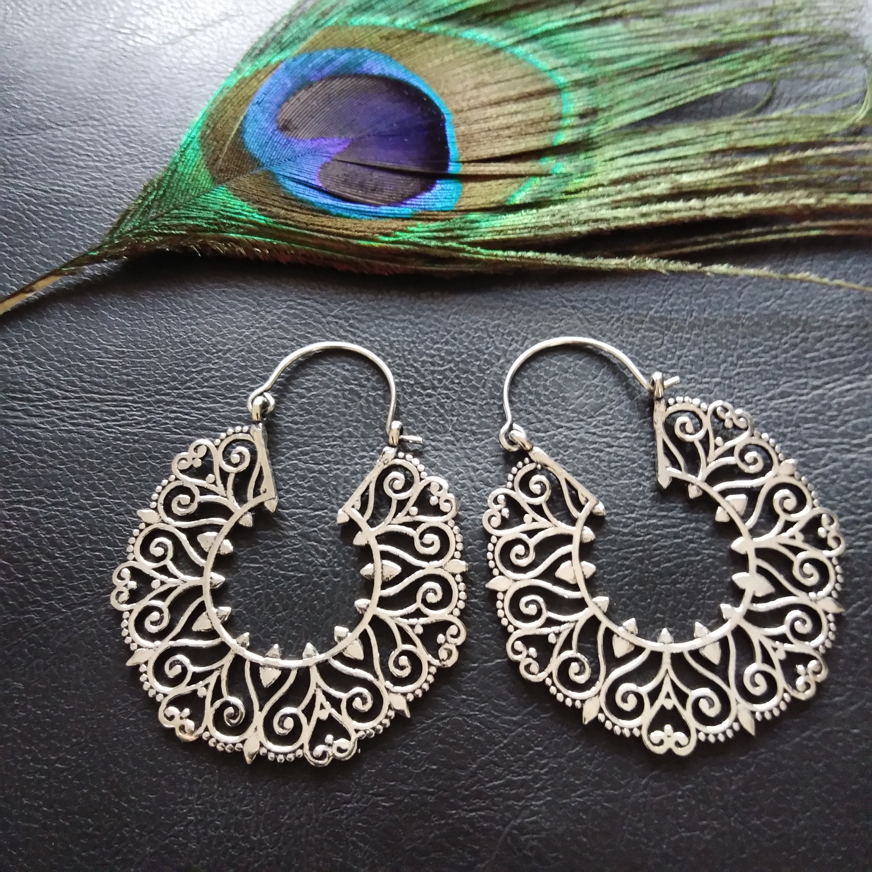 Arabesquee Earrings 1 – SIRI SIRI | シリシリ