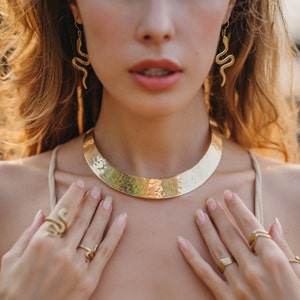 Brass Ethnic Choker Necklace || Hammered Torque Necklace || Rigid Choker Necklace || Minimalist Torque Necklace