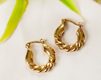 Small Twisted Golden Brass Hoop Earrings || Small Minimaliste Twined Hoops ||  Timeless Thick Earrings