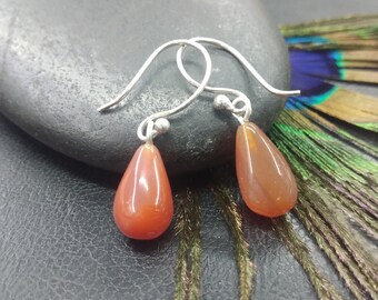 Minimaliste Dangling Earrings With Semi Precious Stones || Plain Gemstone Earrings ||  Drop Earring with  Natural Gem Stone