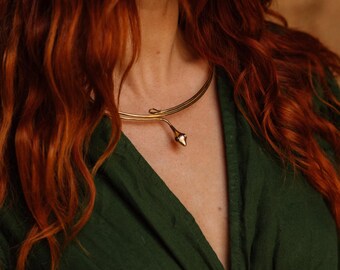 Serpentine Collar Necklace, Ethnic Brass Choker Necklace, Ouroboros Minimalist Torque Necklace, Rigid Snake Like Chocker