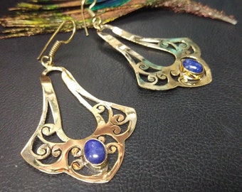 Medieval Earrings With Semi Precious Stones || Original Shape Dangling Earrings With Fine Stones