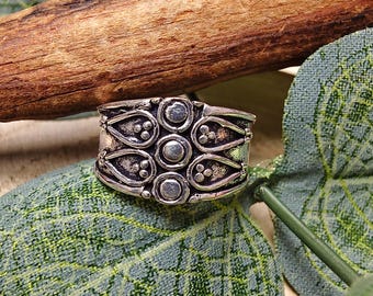 Bohemian Adjustable Brass Phalanx Ring || Ethnic  Silver Color Ring || Embossed Geometrical Pattern Decorated Toe Ring || Ethnic Jewelry