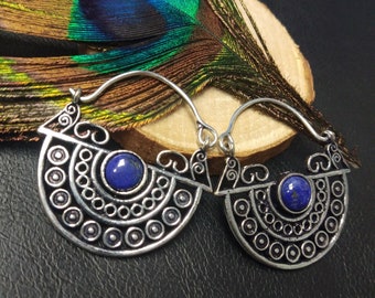 Golden Oriental Hoop Earrings with Semi Precious Stones || Boho Gem Stones Hoop Earrings || Ornemented Ethnic Hoops