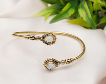 Thin Golden Rigid Minimalist Ethnic Cuff Bracelet with Facing Natural Gemstones || Timeless Adjustable Bangle Bracelet For Women