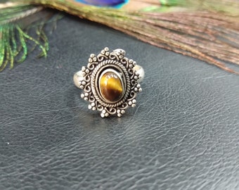 Silver Adjustable Oval Ring With Gemstone || Adjustable Ethnic Ring with Gem Stone || Women's Ring With Stone