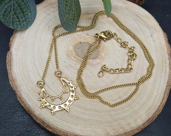 Ethnic Half Moon Decorated Pendant Necklace || Boho Crescent Pendant Necklace