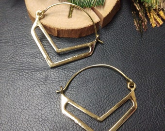 Minimalist Hoop Earrings || Geometric Hoops || Minimalist Chevron Pattern Earrings