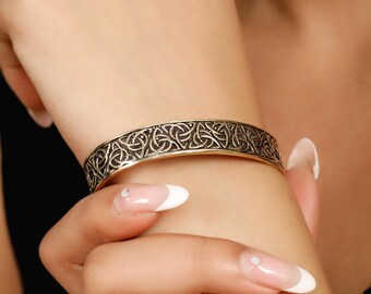 Flat Brass Cuff Bracelet Engraved With Celtic-Influenced Interlacing Patterns || Bracelet Adorned With Nordic-Inspired Geometric Patterns