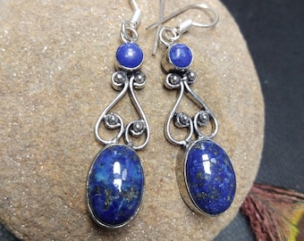 Silver Dangling Earrings With Natural Stones || Silver Spiral Patterned Earrings With Natural Stones