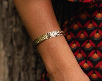 Hammered Minimalist Cuff  Bracelet With Gemstones || Brass Adjustable  Bangle Bracelet ||  Boho Cuff Bangle Adorn With A Drop Shape Stone