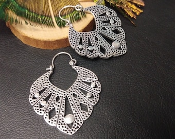 Tribal Earrings || Women's Ethnic Creoles || Bohemian Chic Hoop Earrings || Geometric Pattern Decorated Hoop Earrings