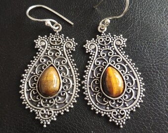 Silver Color Dangle Earrings with Semi Precious Stones || Gemstones Medieval Earrings || Arabesque Pattern  Earrings