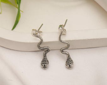 Thin Textured Cobra  Long  Brass Silvered Stud Earrings || Snake Minimaliste Earrings || Animal Boho Jewelry
