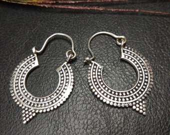 Small Original Hoop Earrings || Silver Color Brass Ethnic Hoop Earrings || Bohemian Tiny Earrings || Small Tribal Hoops