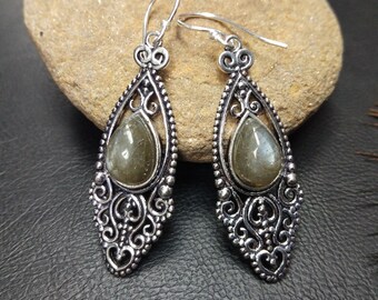 Silver Color Dangle Earrings With Labradorite || Fine Stones Ethnic Earrings || Bohemian Chic Earrings