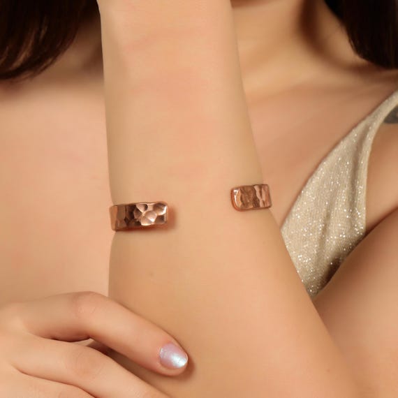 Hammered Copper Cuff Bracelet | Unisex Magnetic Therapy Bangle - Etsy