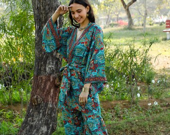 Bohemian Chic Green Polyester Kimono || Paisley Print Midi Loungewear || Flowy and Colorful Haori || Free Size Kimono
