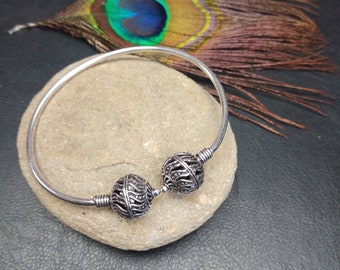 Adjustable Silver Color Brass Bangle Bracelet Ethnic Motifs || Viking Face to Face Bracelet || Bohemian Chic Semi Open Silvered Bangle