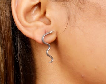 Thin snake  Long  Brass Silvered Stud Earrings || Serpent Minimaliste Earrings || Animal Boho Jewelry