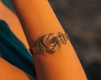 Celtic Style Braided Brass Bracelet || Brass Ethnic Knot Bracelet || Silver Color Bohemian Cuff || Unisex Cuff Bracelet