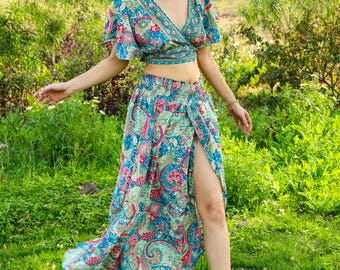 Bohemian Polyester Open Front Skirt || Free Size  Elasticated Belt Paisley Print Petticoat || Petrol Long Summer Skirt