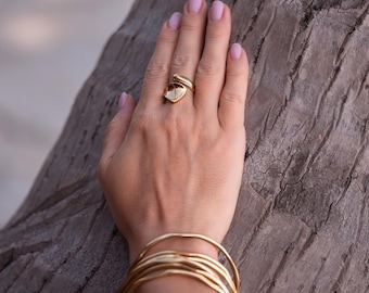 Adjustable  Curved Wrap Ring || Sober Sleek  Wrap Minimalist Ring || Modern Timeless Brass Ring