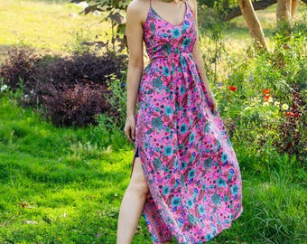 Bohemian Maxi Dress to Tie in the Neck || Floral Print Long Polyester Dress Elasticated In The Back || Flowy Backless Dress With A Side Slit