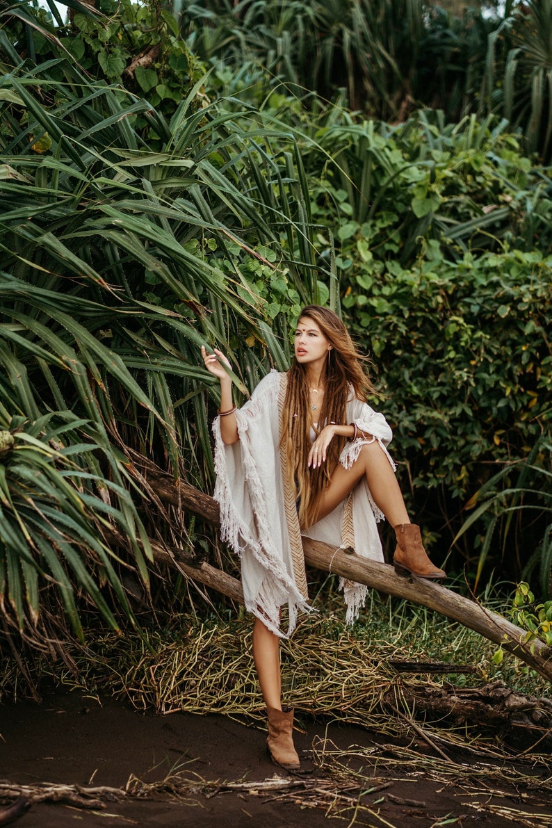 Bohemian Chic Kimono || Ethnic Print Kimono || Natural Material Kimono || One Size Kimono || Hemp Kimono in Off-White Beige