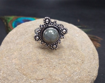 Silvered Color Adjustable Ring with Labradorite || Adjustable Brass Boho Ring with Gemstone || Ethnic Ring with Semi Precious Stone