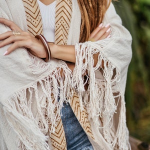 Bohemian Chic Kimono || Ethnic Print Kimono || Natural Material Kimono || One Size Kimono || Hemp Kimono in Off-White Beige