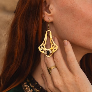 Medieval Earrings With Semi Precious Stones || Original Shape Dangling Earrings With Fine Stones