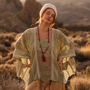 Bohemian Chic Poncho Top || Top Ethnic || Printed Hemp Top || Top Vegetable Dye Hand Printing || Almond Green Poncho