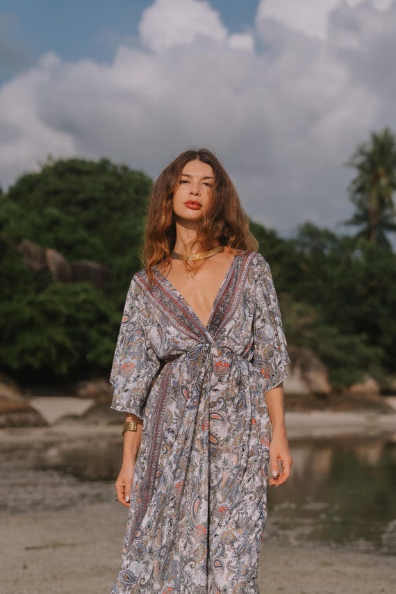 bohemian paisley dress Full Size Bohemian Paisley Print V-Neck Midi Dress Plus Size Red-Violet / M