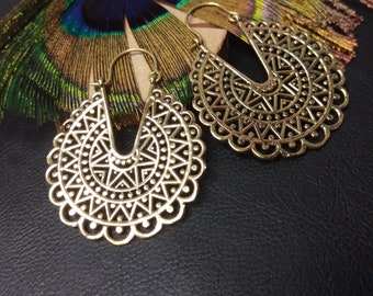 Aztec Earrings || Women's Ethnic Creoles || Bohemian Chic Hoop Earrings || Decorated Geometric Pattern Hoop Earrings