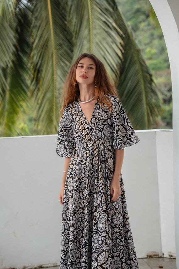 black white wrap dress Black/White / XXS / R125PO1658 Scribble Dot Print Stretch Plisse Wrap Dress main image 1