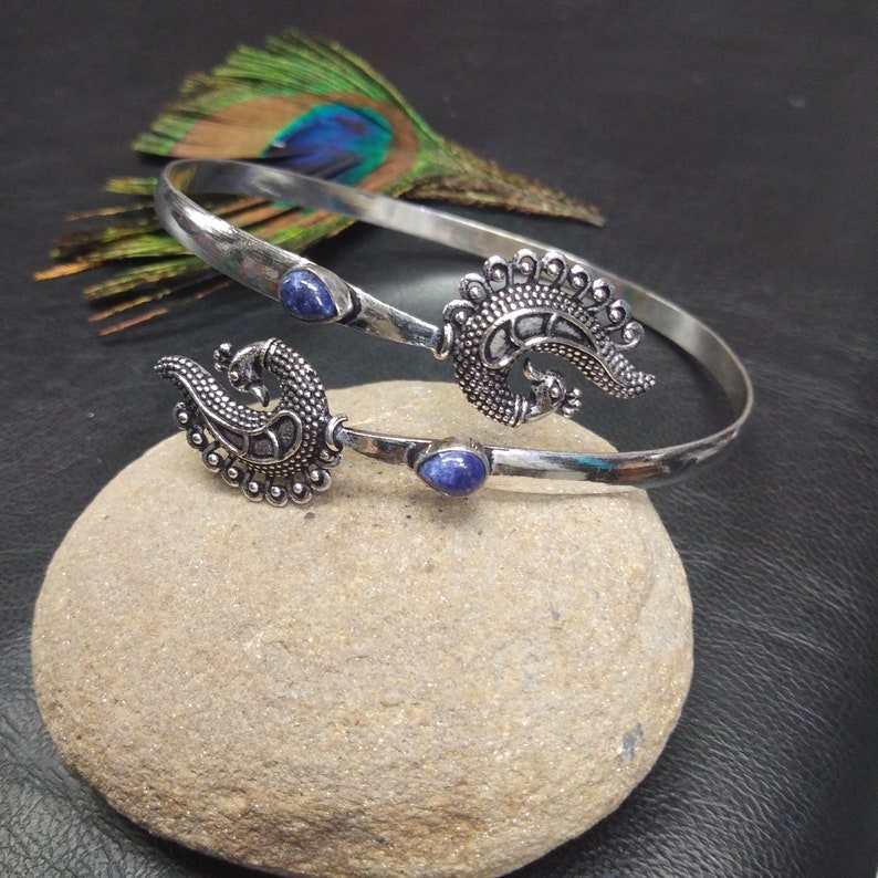 Silver Color Brass Ethnic Arm Bracelet With Semi Precious Stones