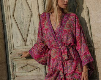 Bohemian Chic Pink Polyester Kimono || Paisley Print Midi Loungewear || Flowy and Colorful Haori || Free Size Kimono