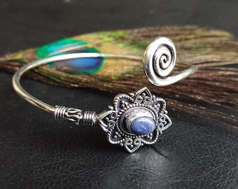 Silver Color Adjustable Bracelet with Semi Precious Stone || Adjustable Ethnic Bracelet with Fine Stone || Bohemian Chic Half Open Bangle