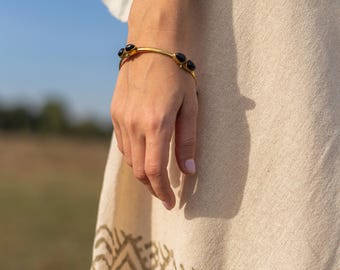 Bangle with Semi Precious Stones || Ethnic Bangle || Bracelet With Gemstone Cabochon || Ethnic Jewelry in Natural Stones