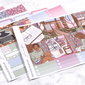 Kit hebdomadaire d'autocollants pour agenda de club de lecture Treehouse pour agendas à colonne verticale de 1,5 pouce (7 x 9, B6, A5, A5W) Autocollants fonctionnels et décoratifs SVK