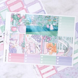 Dreamy Blossom Mini Weekly Kit / Adesivi Anytime per Planner Verticali, Set Decorativo e Funzionale da 4 Pagine per la Pianificazione o la Conservazione dei Ricordi