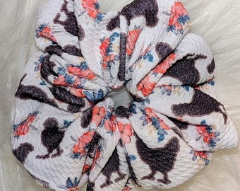 Scrunchie com estampa de galinha floral | Senhora das Galinhas | Acessórios de cabelo artesanais