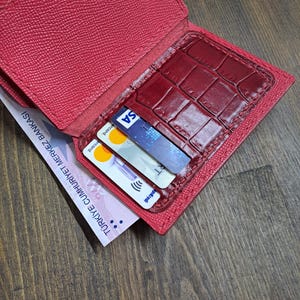 Cartera de cuero para mujer hecha a mano / Cartera de cuero personalizada / Cartera plegable de cuero rojo / MG1288